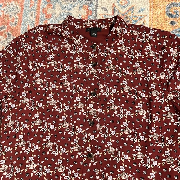 Ann Taylor dark red floral button down dress mandarin collar - Picture 4 of 5